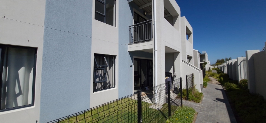 To Let  Bedroom Property for Rent in Burgundy Estate Western Cape